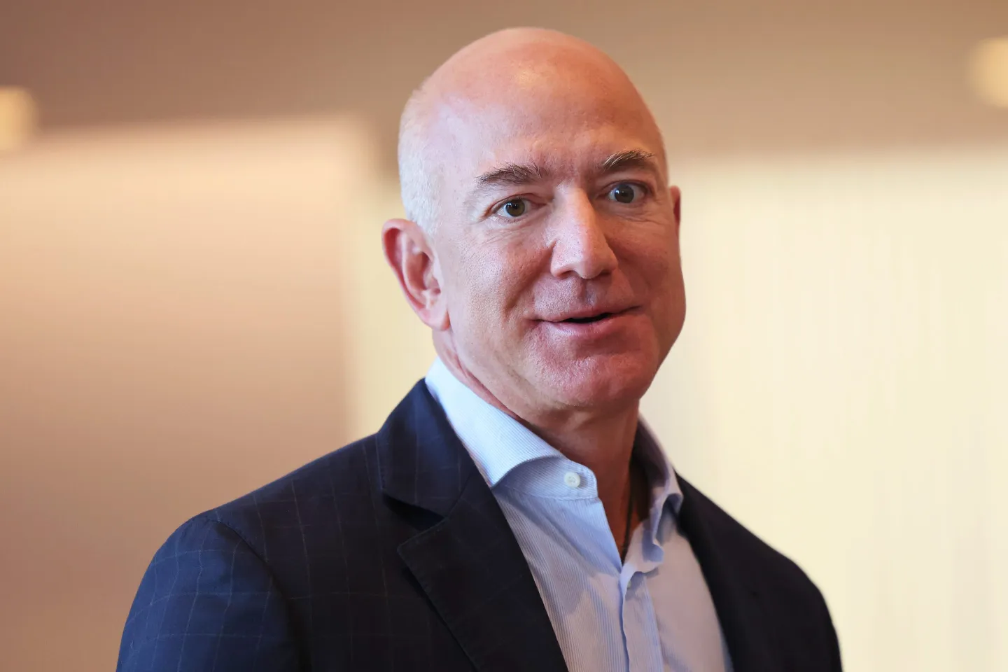 The internet revolution transformed real estate and made Amazon a property powerhouse. AI will shake things up even more